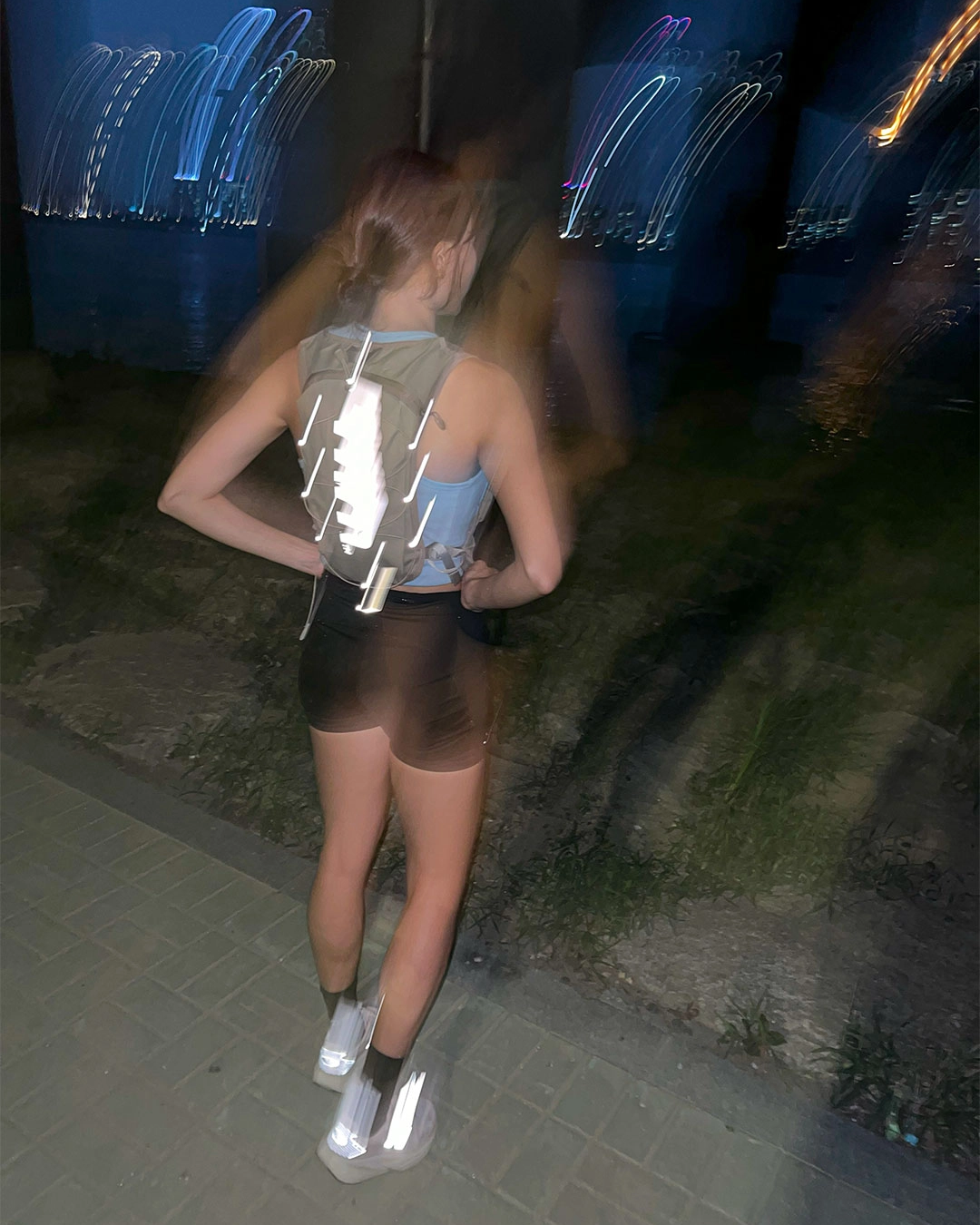 RNRN 09 UL VEST