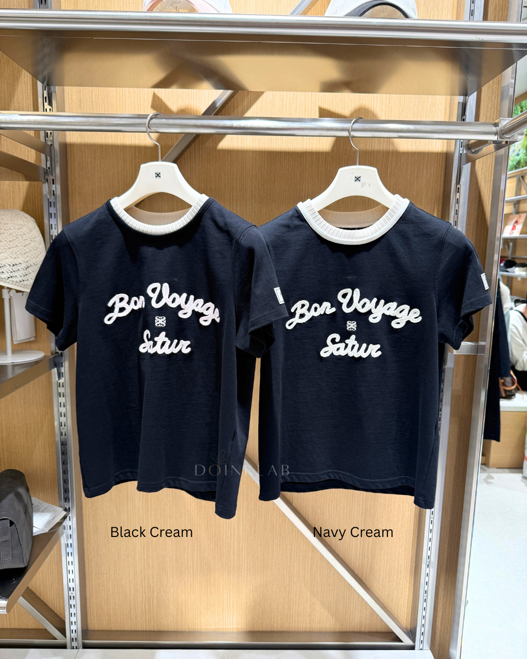 SATUR 003 (W) Satur Logo Voyage T-Shirt