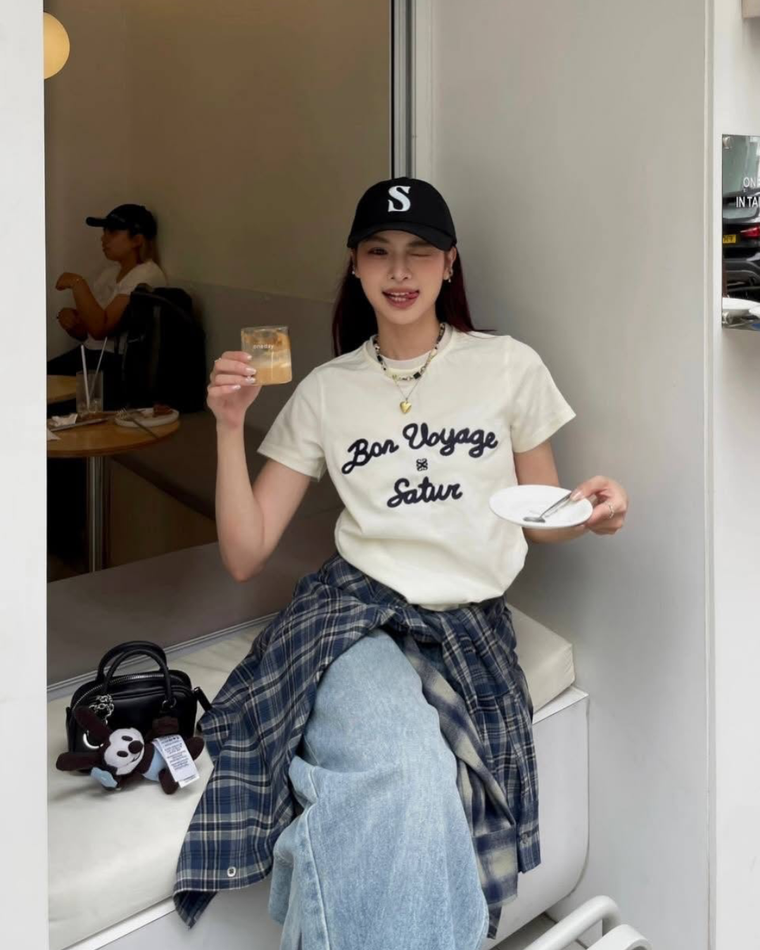 SATUR 003 (W) Satur Logo Voyage T-Shirt