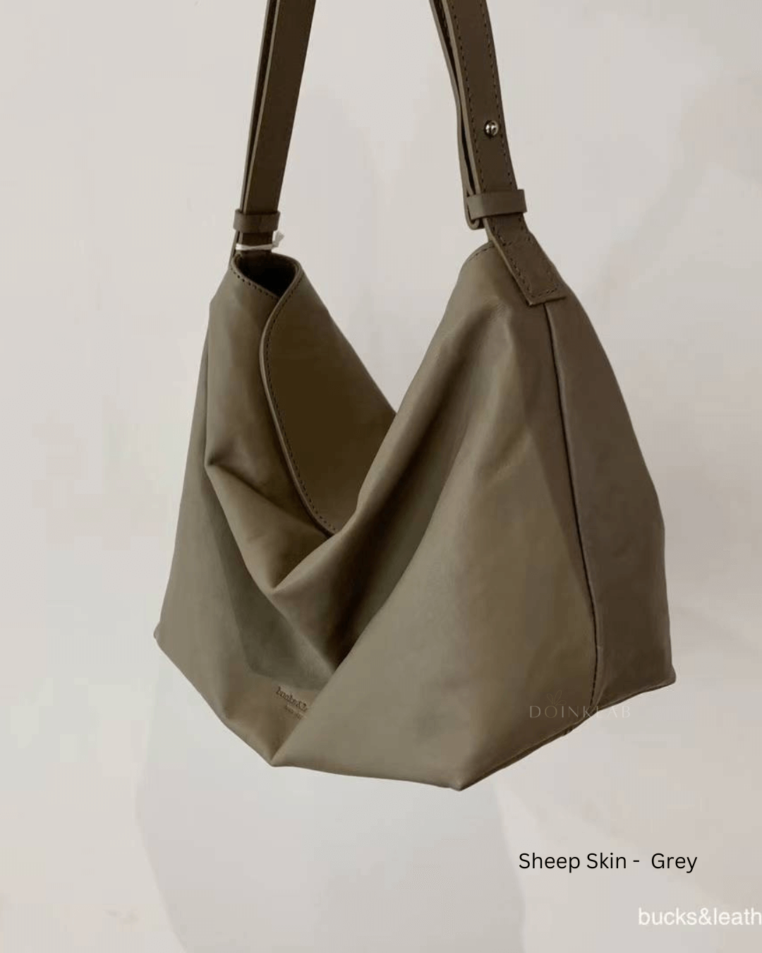 Bucks and Leather Folding Shoulder 慵懒包 中号 M 002