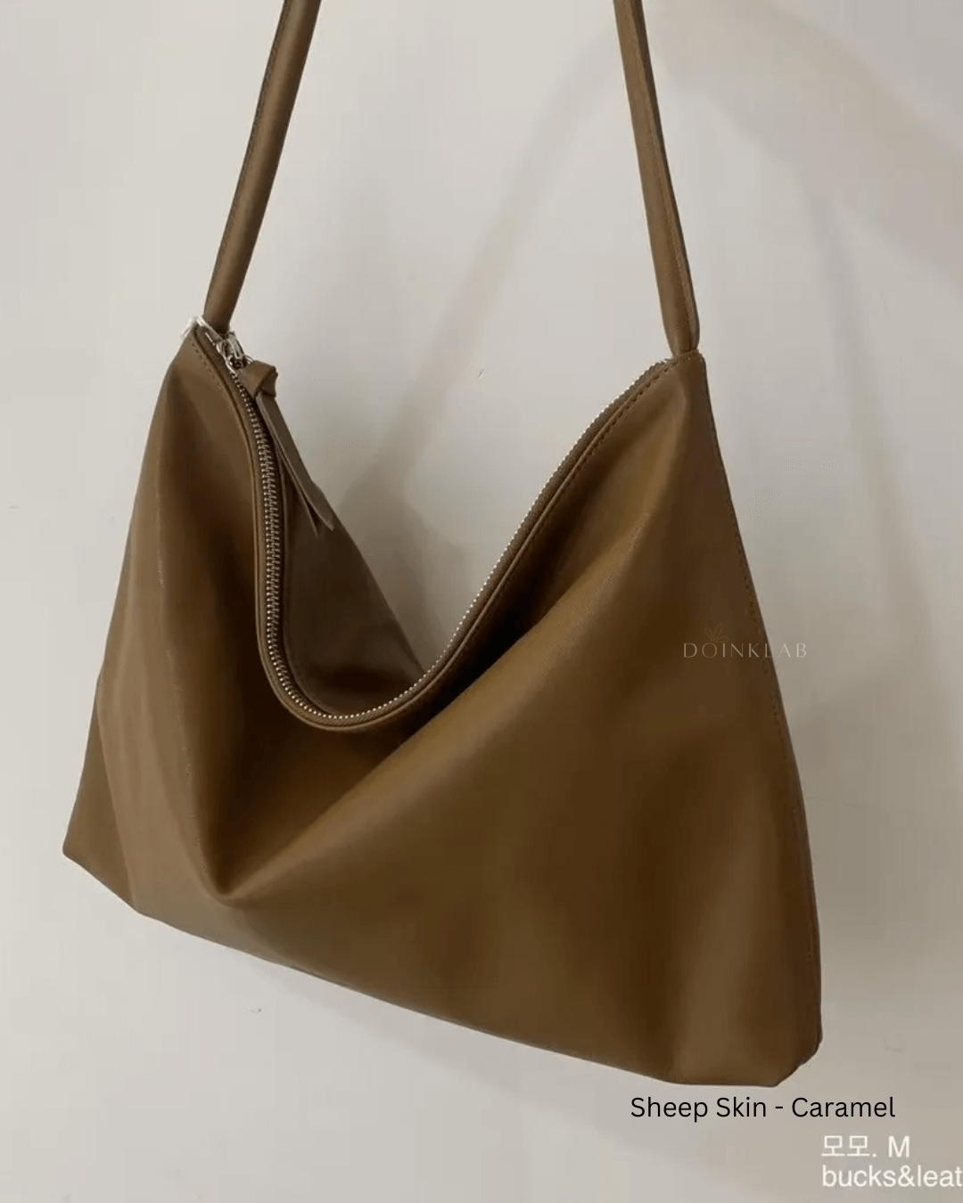 Bucks and Leather Momo M 拉链慵懒垂坠款 - 中号 M 008