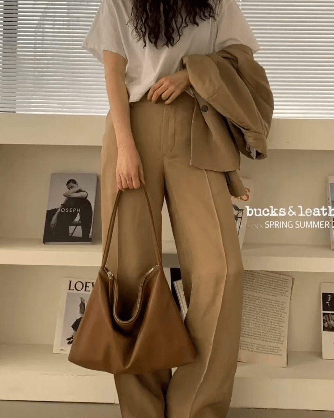Bucks and Leather Momo M 拉链慵懒垂坠款 - 中号 M 008