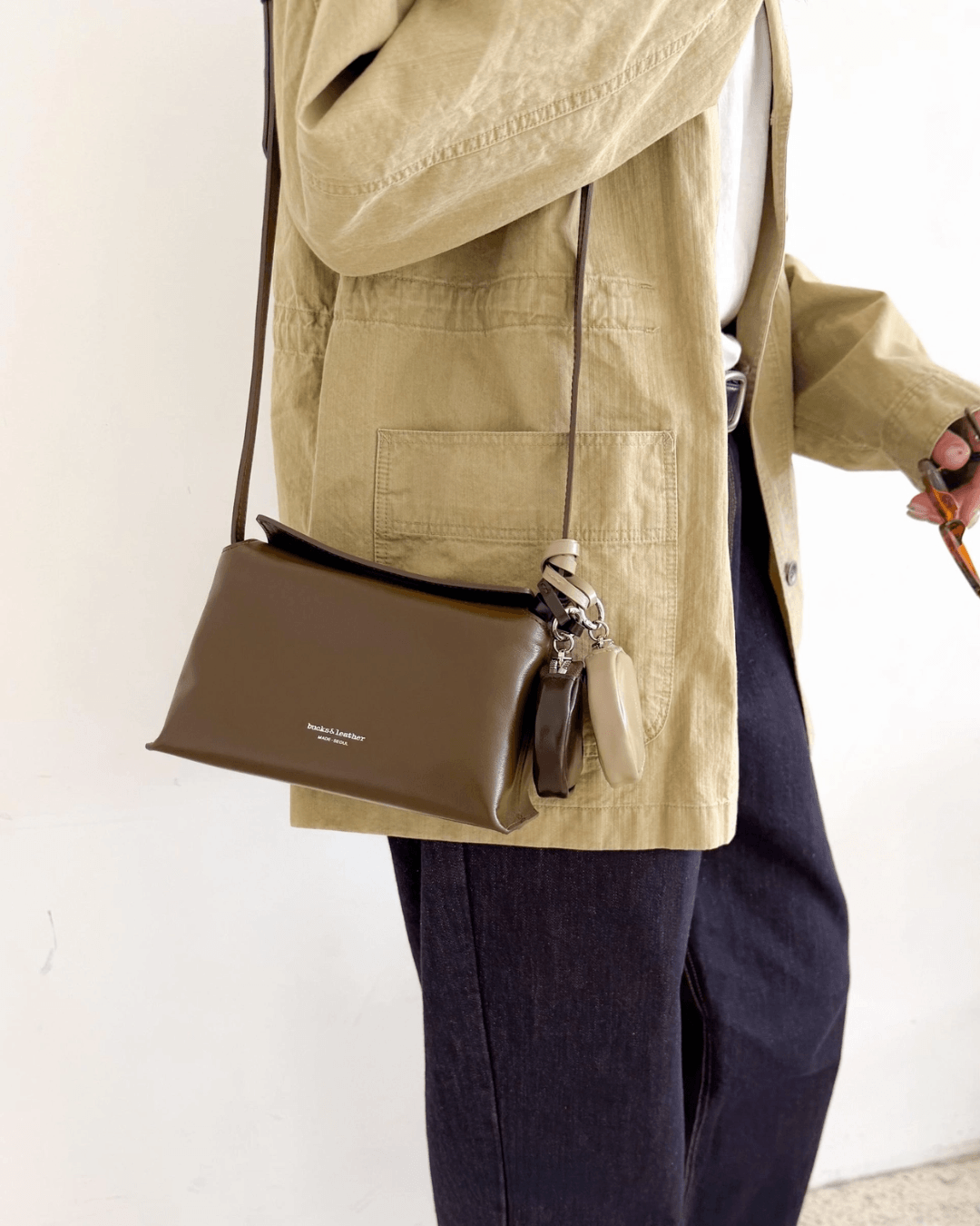 Bucks and Leather 013 Bread Mini (Pull Up/NEW)
