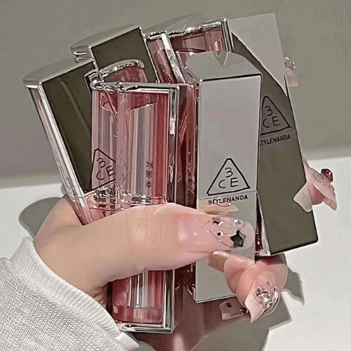 3CE NEW Blur Matte Lipstick 新款柔雾管口红