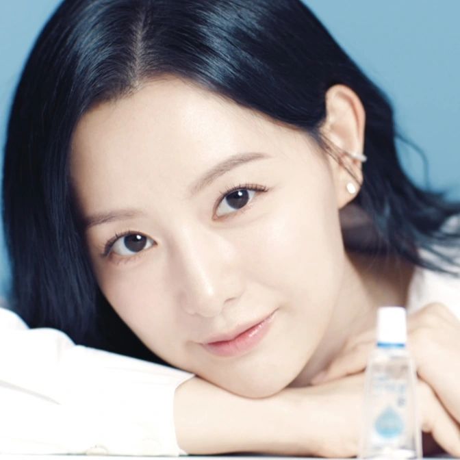 Kim Ji Won's Pick Eye Drop