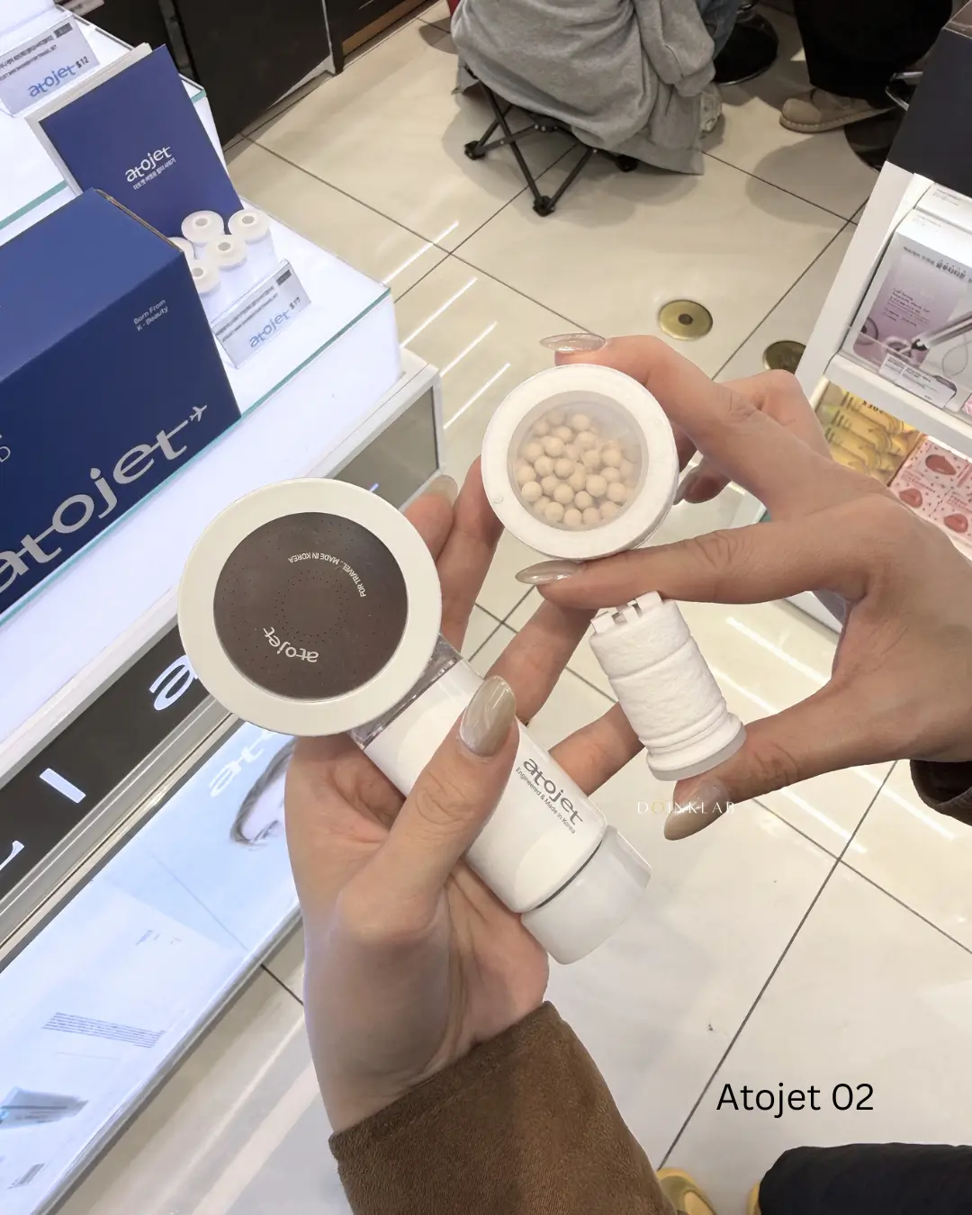 ATOJET 002 Portable Mini Shower Head For Travel ( with 2 Filter Set )