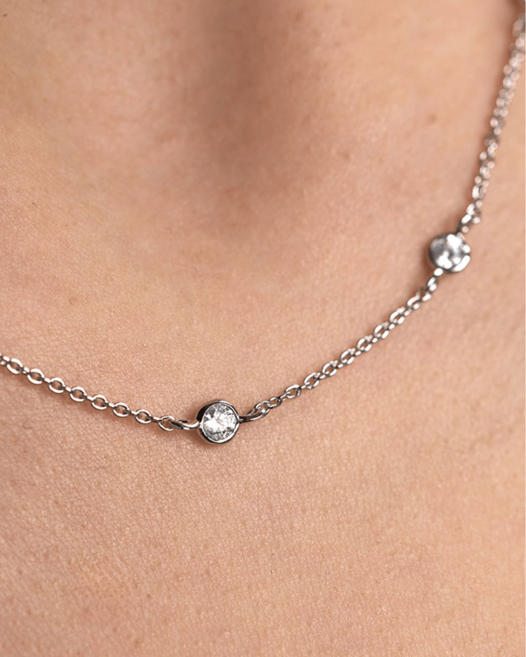 LLOYD 067 Bezel Set Station Necklace