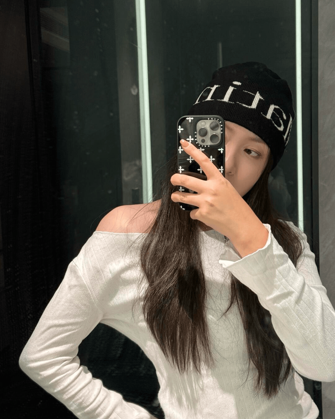 MATIN KIM 038 Logo Jacquard Short Beanie