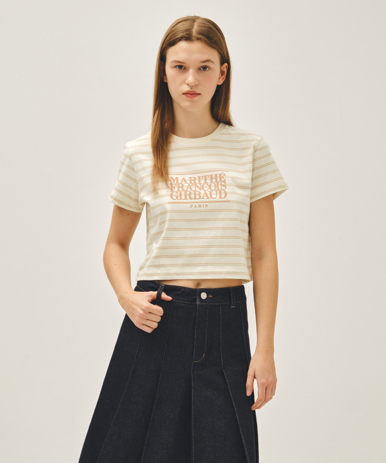 Marithe 056 W CLASSIC LOGO CROP TEE (line)