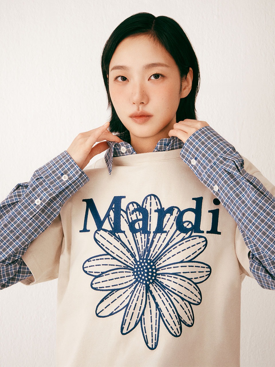 MARDI 111 TSHIRT FLOWERMARDI NEEDLEWORK_LIGHTBEIGE BLUE
